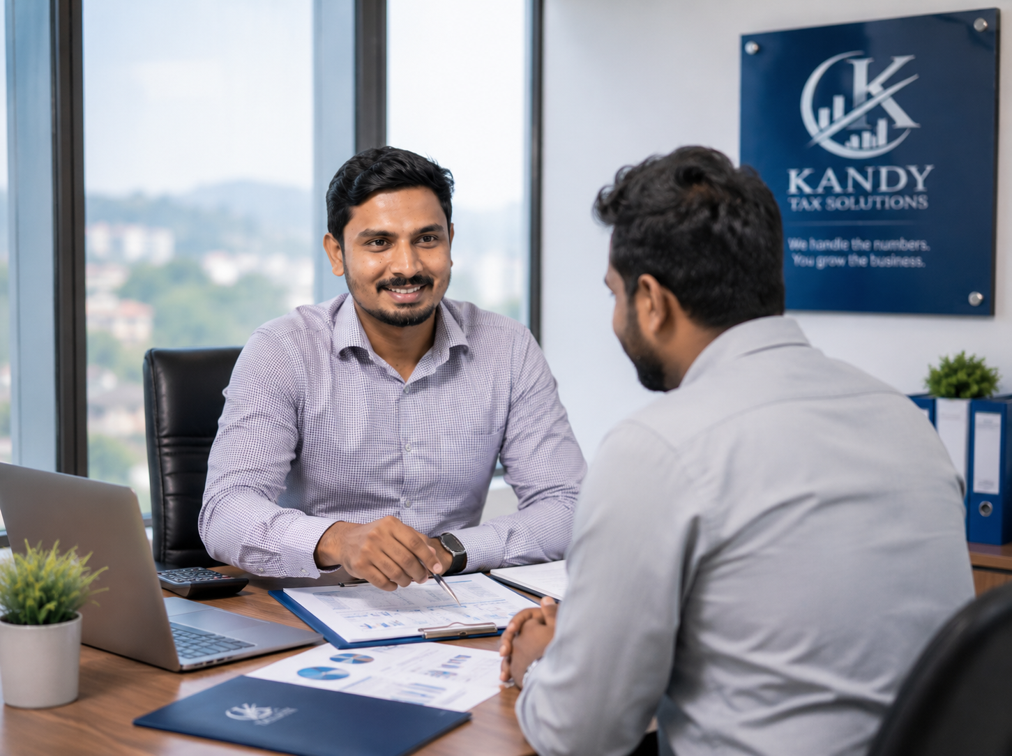 Kandy Tax Solutions advisor with a client